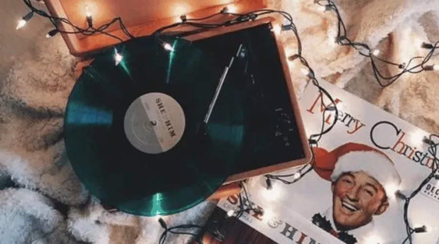 Crafting the Perfect Playlist for Your Holiday Party